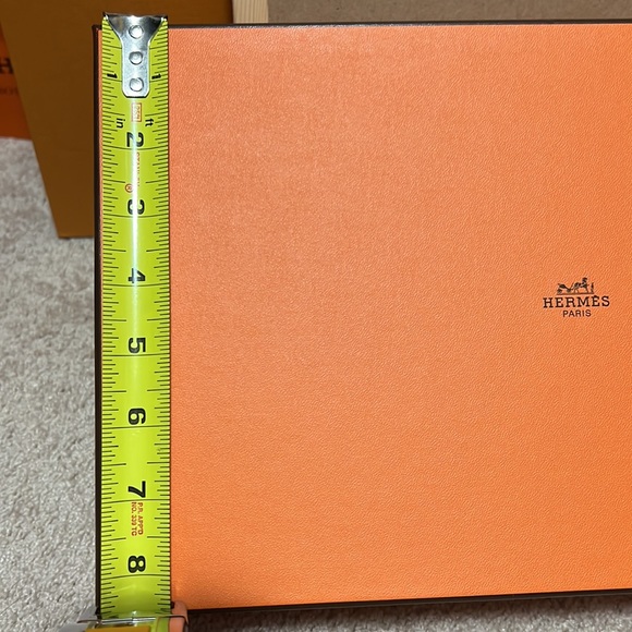 Hermes Men’s Empty Shoe Box with Ribbon - Picture 4 of 5